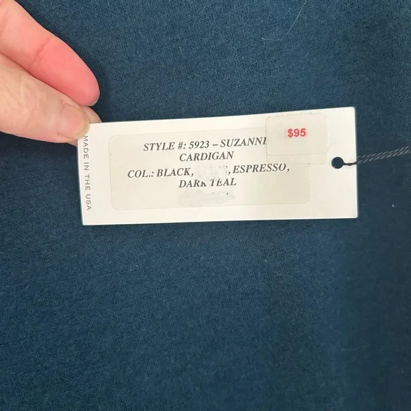 Elegant Dark Teal Women's Short Sleeve Cardigan Size Small NWT - Picture 3 of 6